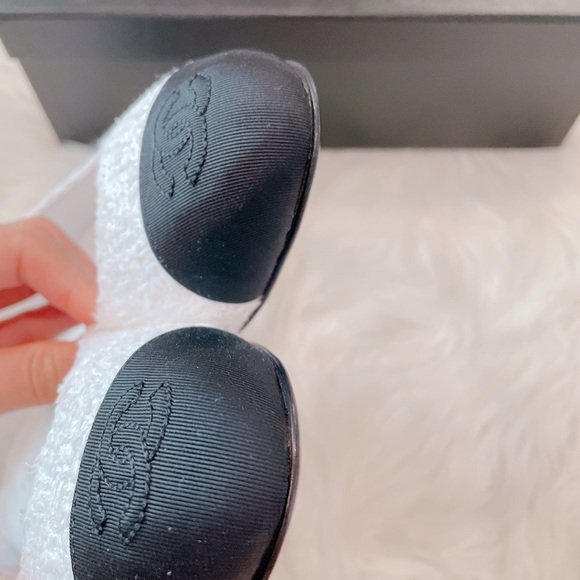 Chanel CC tweed flats - Picture 6 of 12